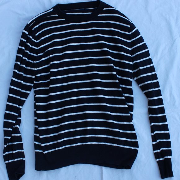 American Eagle Striped Sweater - Picture 1 of 1